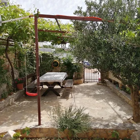 Marina Apartment *