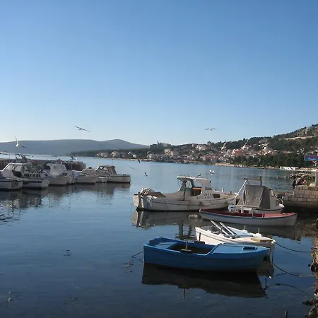 Apartament Marina *